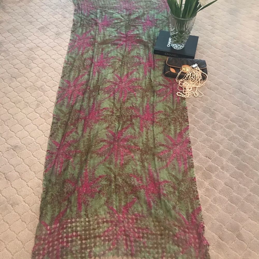 Beautiful Signet Wrap - Picture 2 of 10